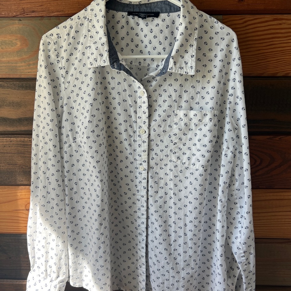 Tommy Hilfiger Women’s Pattern Shirt With Anchor Logos Size XL